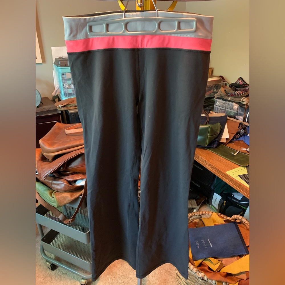 Lululemon groove pants sz 10 gray older style